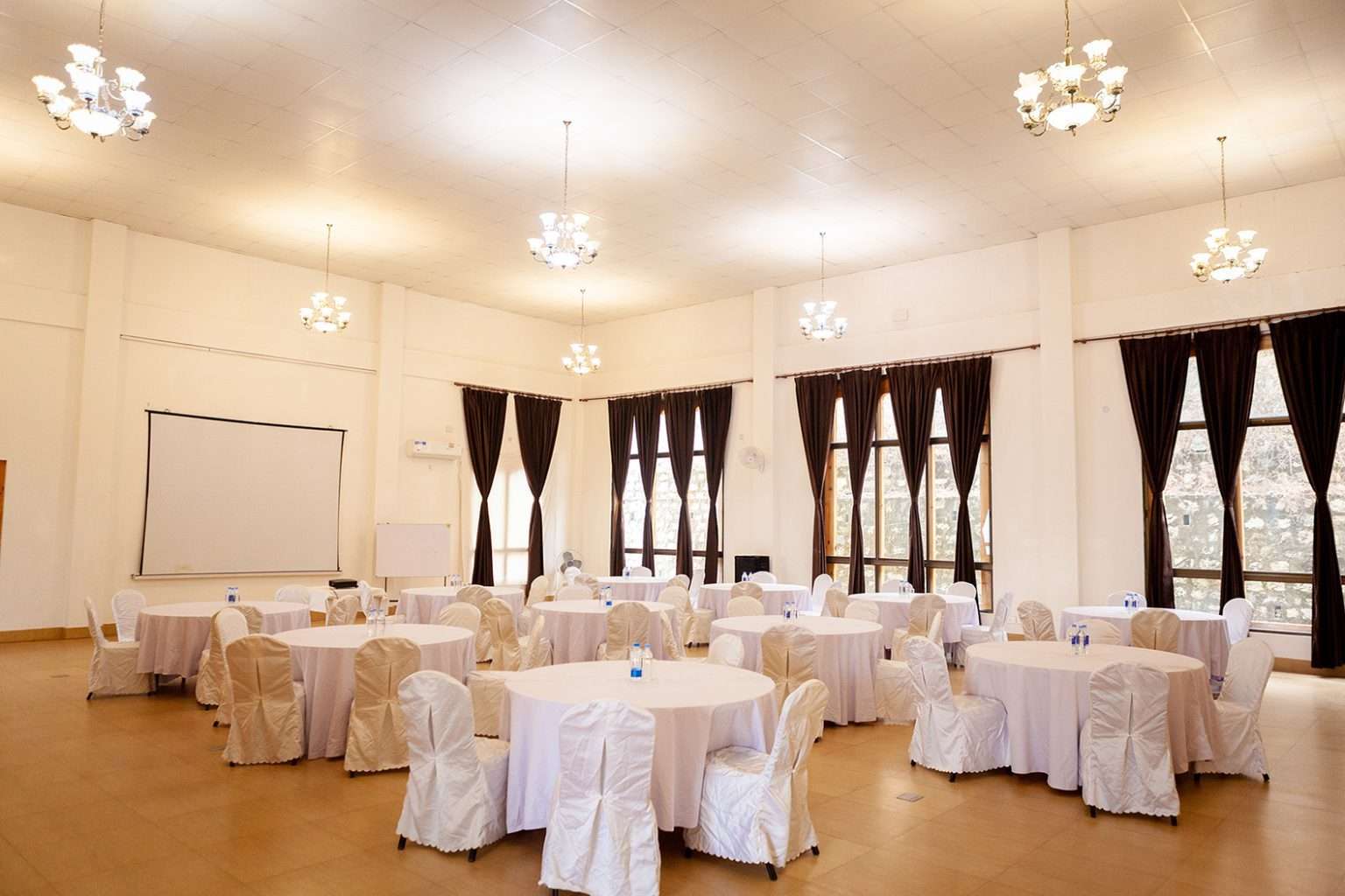 Zhingkham Resort Konferenzraum