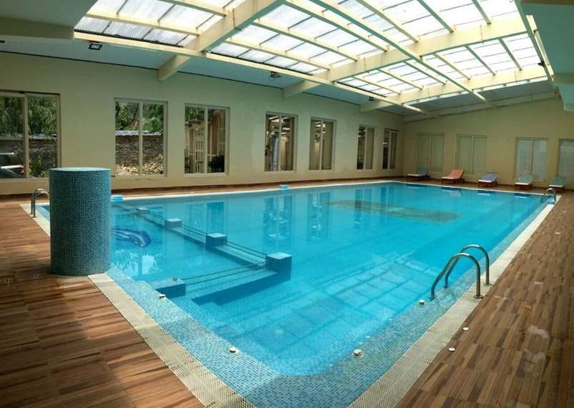 Schwimmbad des Namgay Heritage Hotel