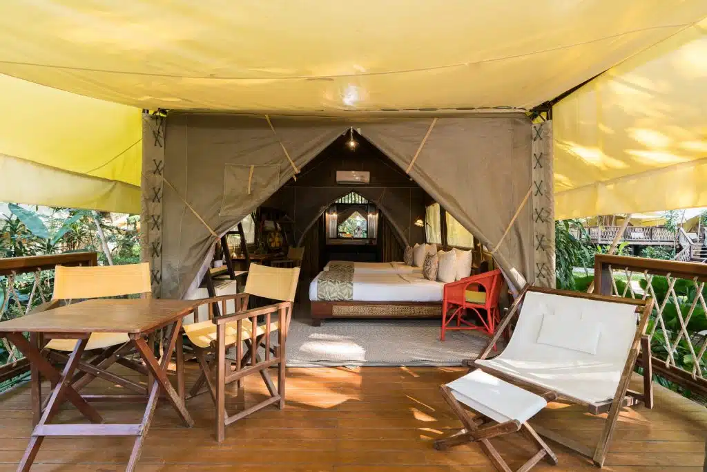 Hintok Fluss Camp