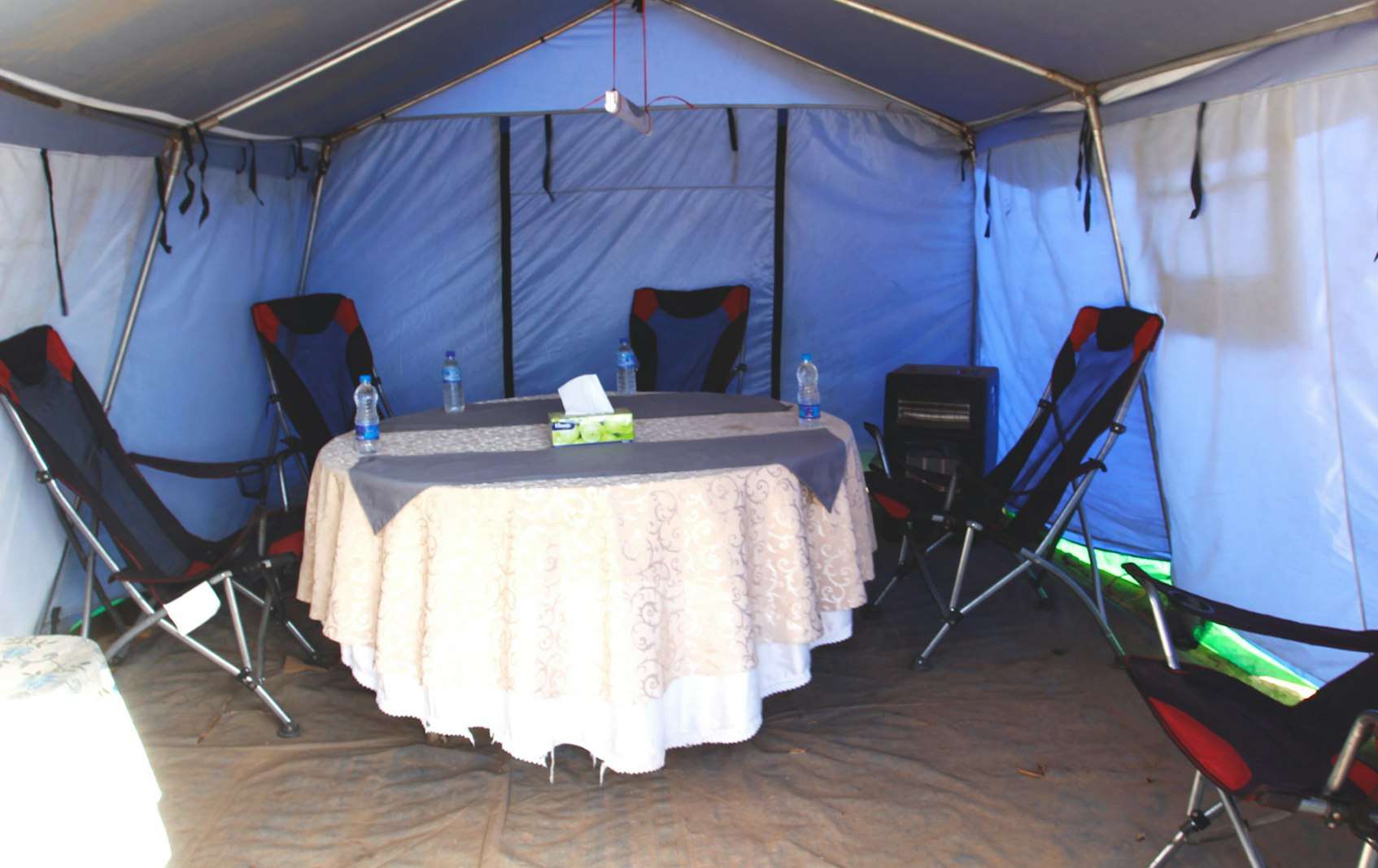 Bumdra Trek Camp Innen