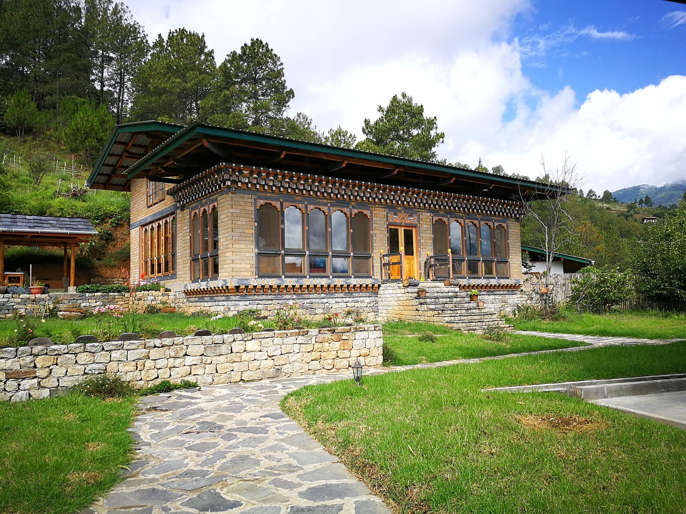 Dhumra Farm Resort in Punakha