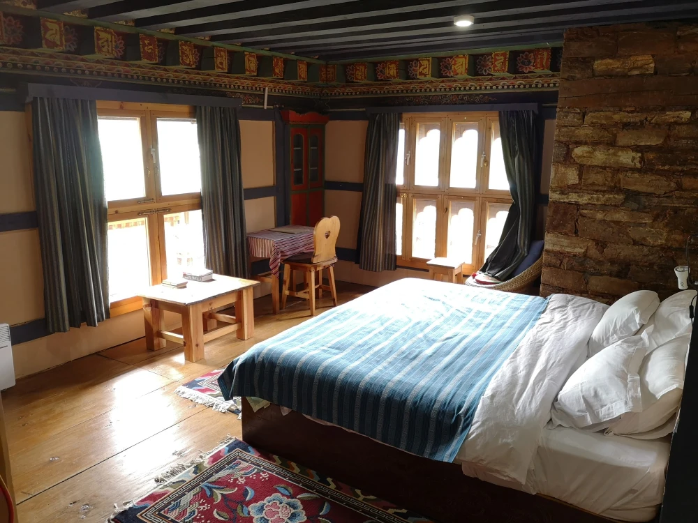 Ogyen Choling Heritage House, Tang