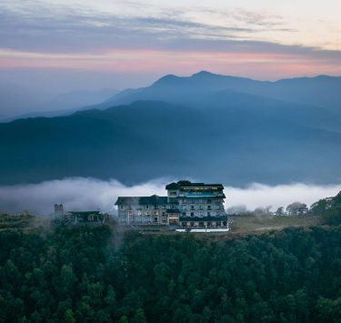 SARANGKOT MOUNTAIN LODGE