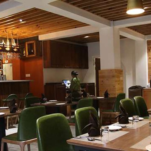 The Willows Hotel-Restaurant